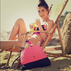 Victoria’s Secret cooler bag